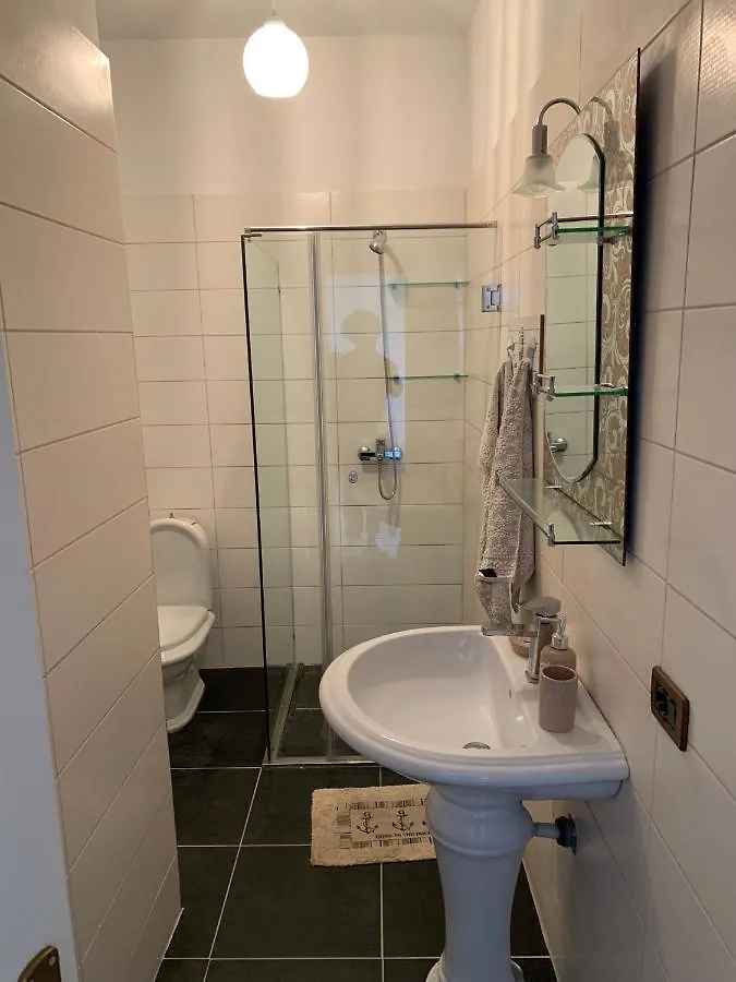Marina Chic Apartment Vlore