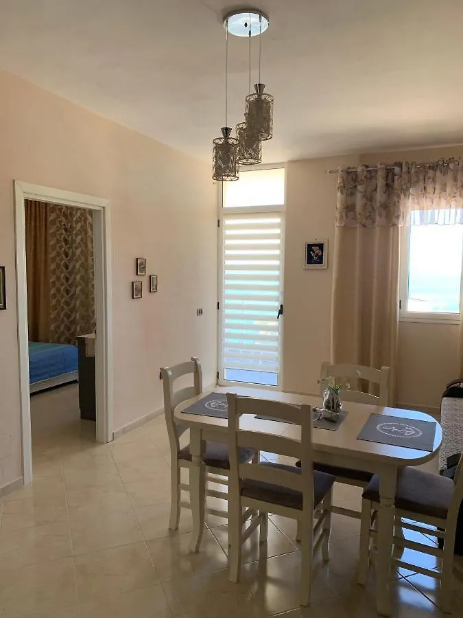 Marina Chic Apartment Vlore 0*,